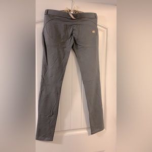Freddy WR.UP pants size L full length, low rise